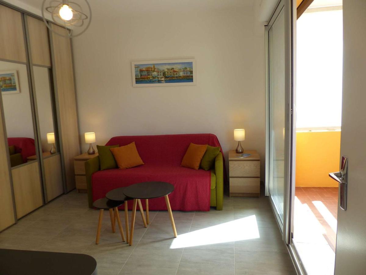 Charmant Studio Climatise Avec Balcon A 50M De La Plage - Le Lavandou Centre-Ville - Fr-1-308-110 Exterior photo